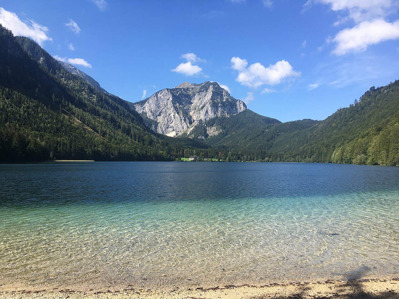 Langbathsee im Fr&uuml;hherbst